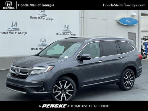1 image of 2022 Honda Pilot Touring 8-Passenger