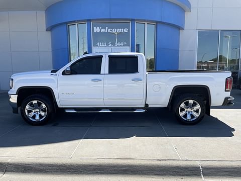 1 image of 2017 GMC Sierra 1500 SLT