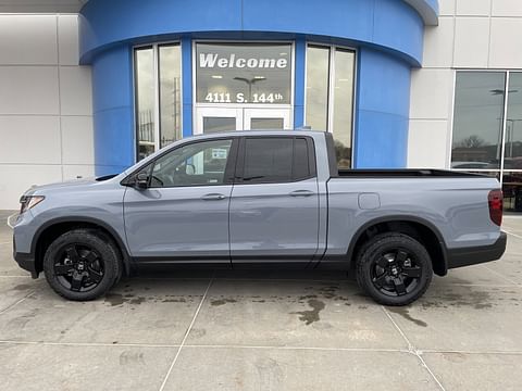 1 image of 2024 Honda Ridgeline Black Edition