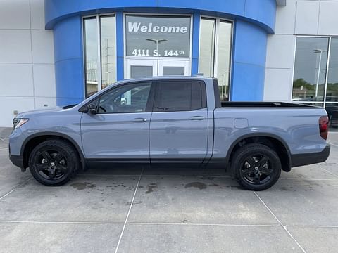 1 image of 2023 Honda Ridgeline Black Edition