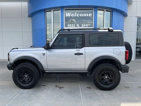 1 image of 2022 Ford Bronco Base