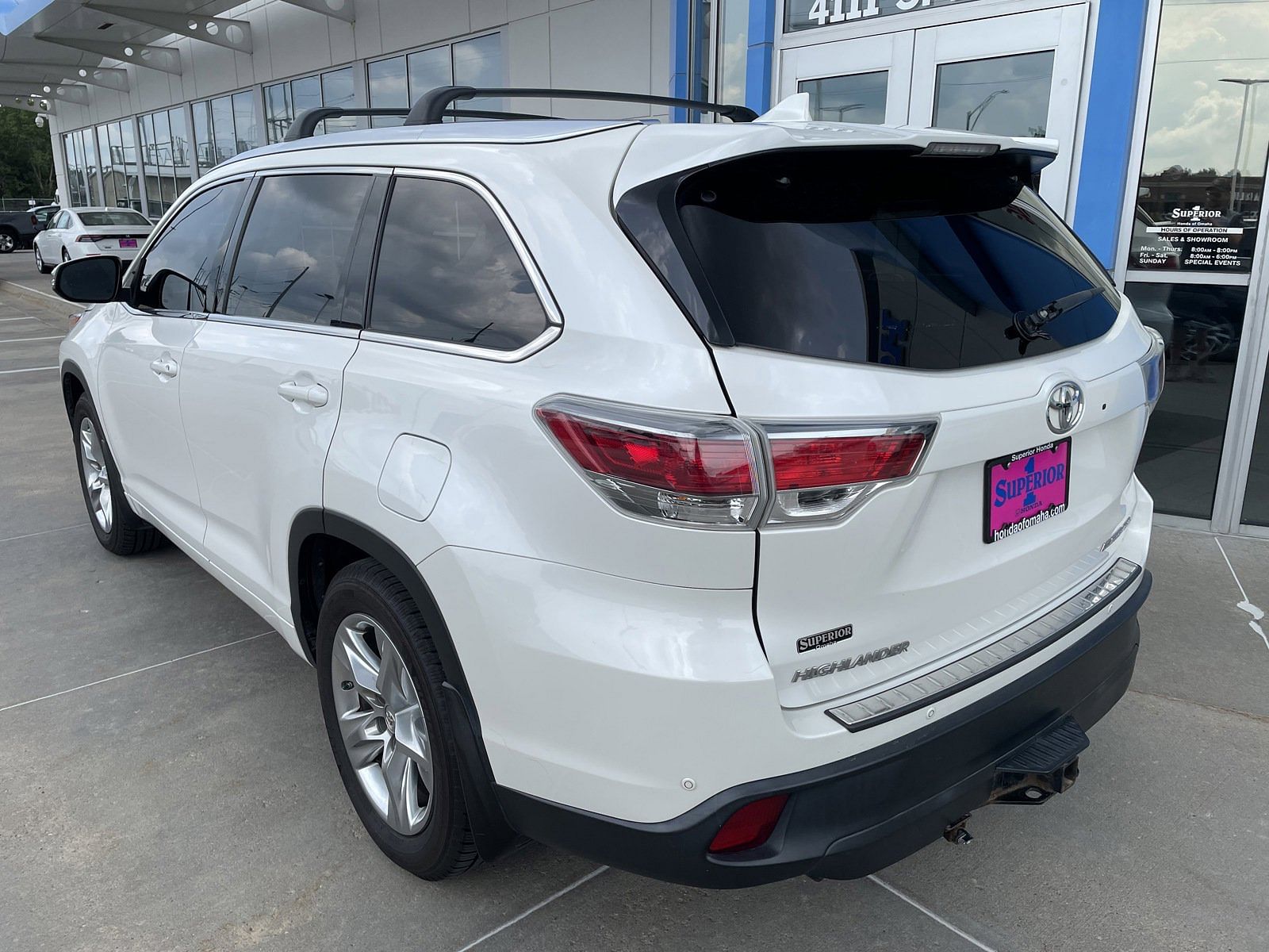 Used 2015 Toyota Highlander Limited with VIN 5TDDKRFH4FS154181 for sale in Omaha, NE