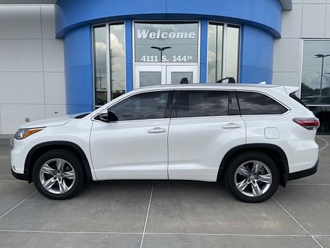 1 image of 2015 Toyota Highlander Limited