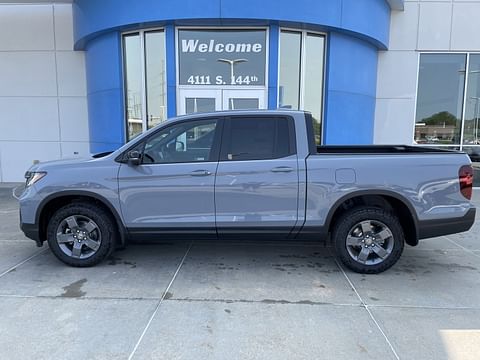 1 image of 2024 Honda Ridgeline TrailSport