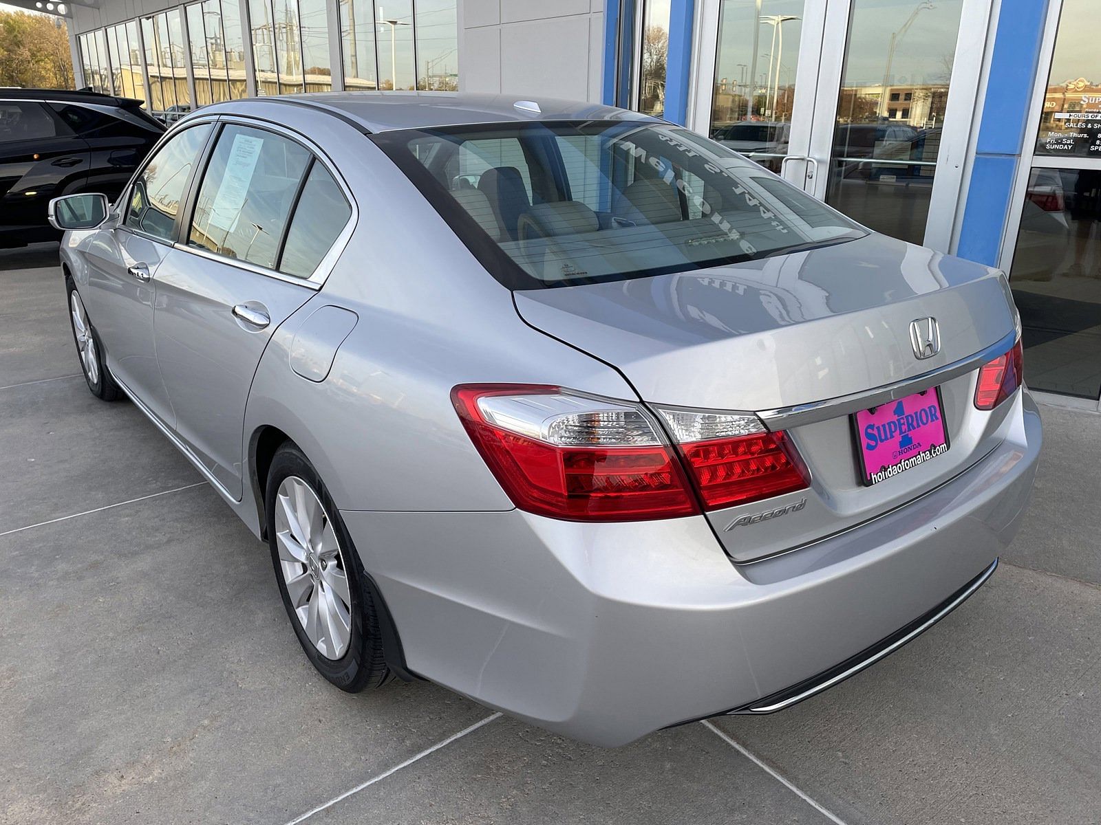 Used 2013 Honda Accord EX-L with VIN 1HGCR2F8XDA263772 for sale in Omaha, NE