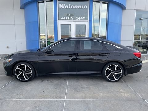 1 image of 2018 Honda Accord Sedan Sport 1.5T