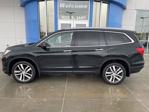 1 image of 2018 Honda Pilot Touring