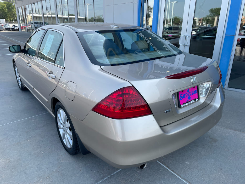 Used 2006 Honda Accord 3.0 EX with VIN 1HGCM66556A033104 for sale in Omaha, NE