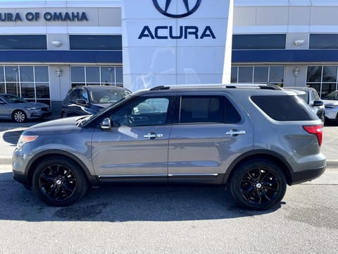 1 image of 2014 Ford Explorer Limited