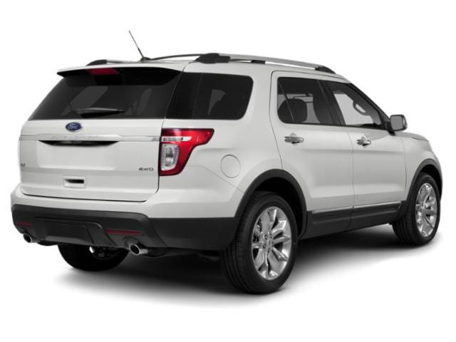 2 thumbnail image of  2015 Ford Explorer XLT