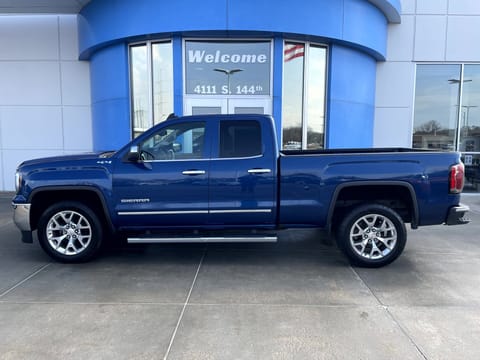 1 image of 2017 GMC Sierra 1500 SLT