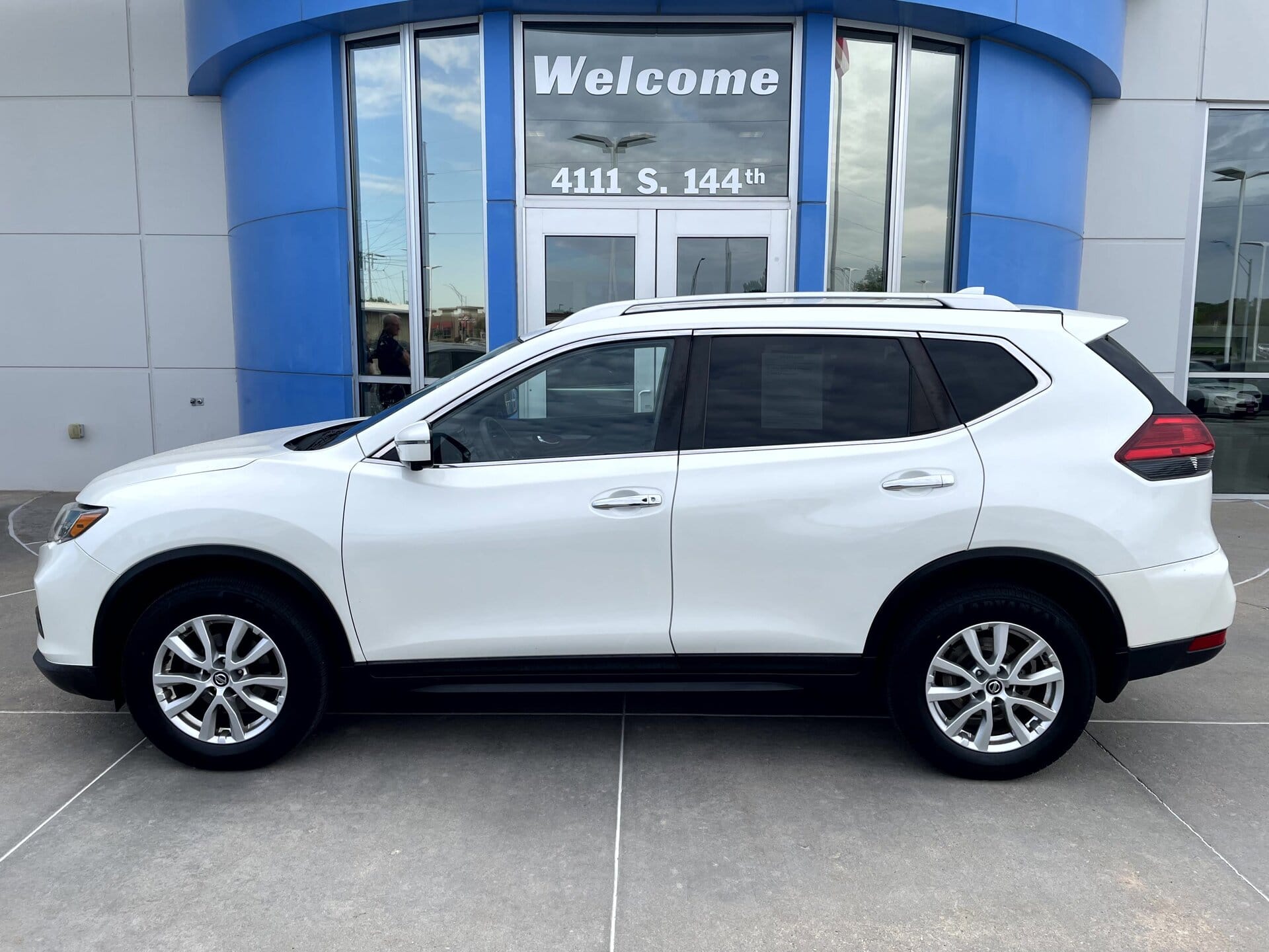 2017 Nissan Rogue SV AWD's photo