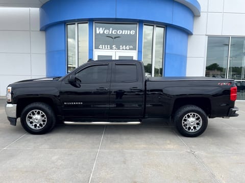 1 image of 2018 Chevrolet Silverado 1500 LT