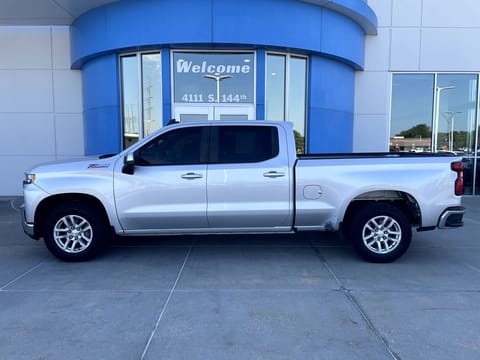 1 image of 2019 Chevrolet 1/2 TON PICK-UP