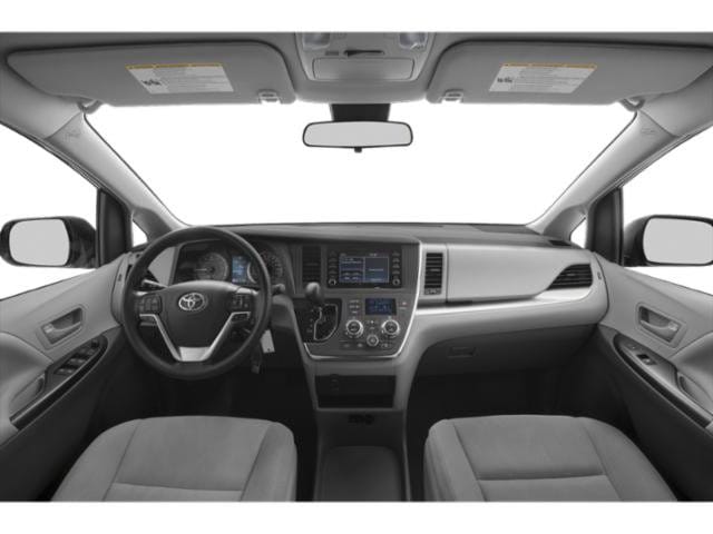 4 thumbnail image of  2019 Toyota Sienna XLE