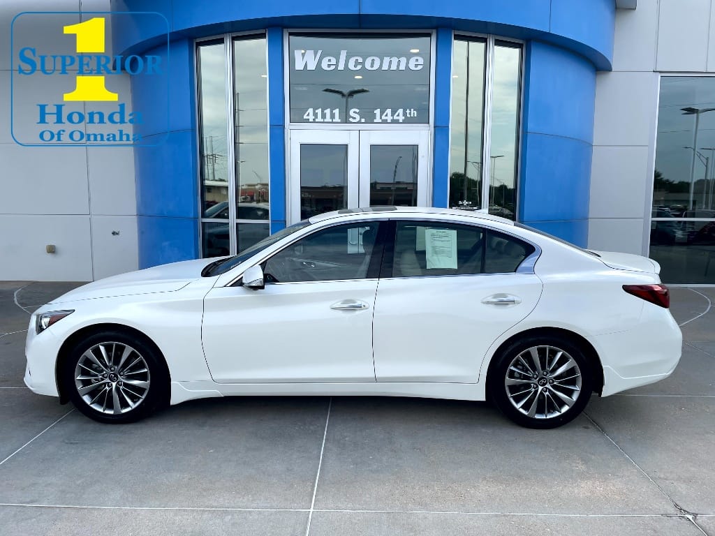 2022 INFINITI Q50