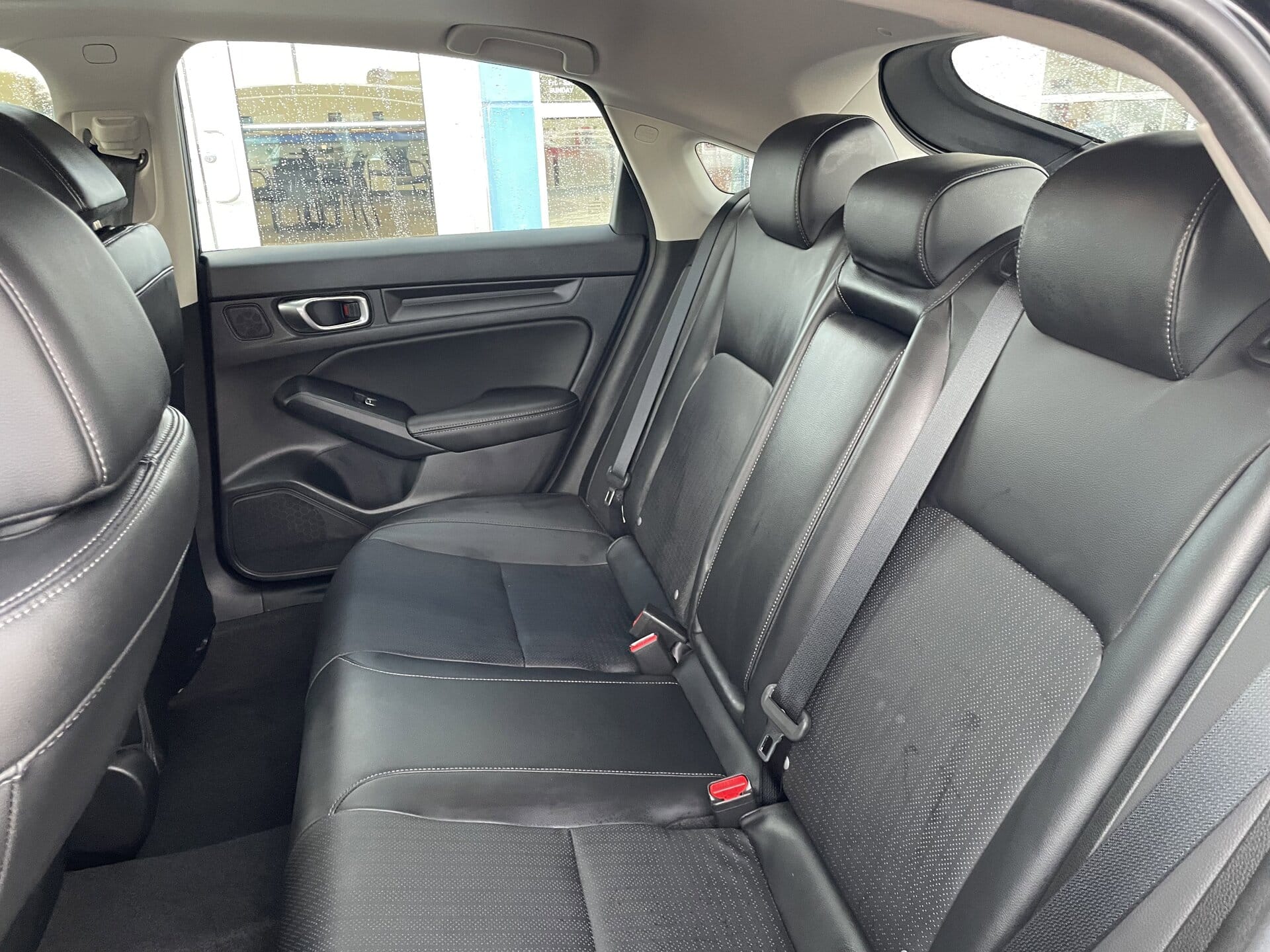 2023 Honda Civic Hatchback EX-L - Photo 9