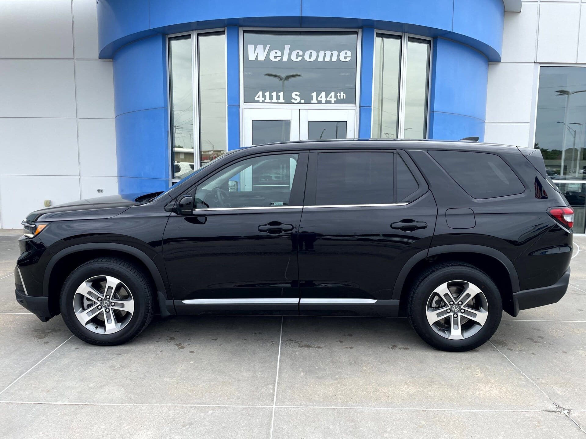 2023 Honda Pilot EX-L 7-Occupant AWD's photo