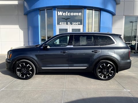 1 image of 2024 Kia Telluride SX