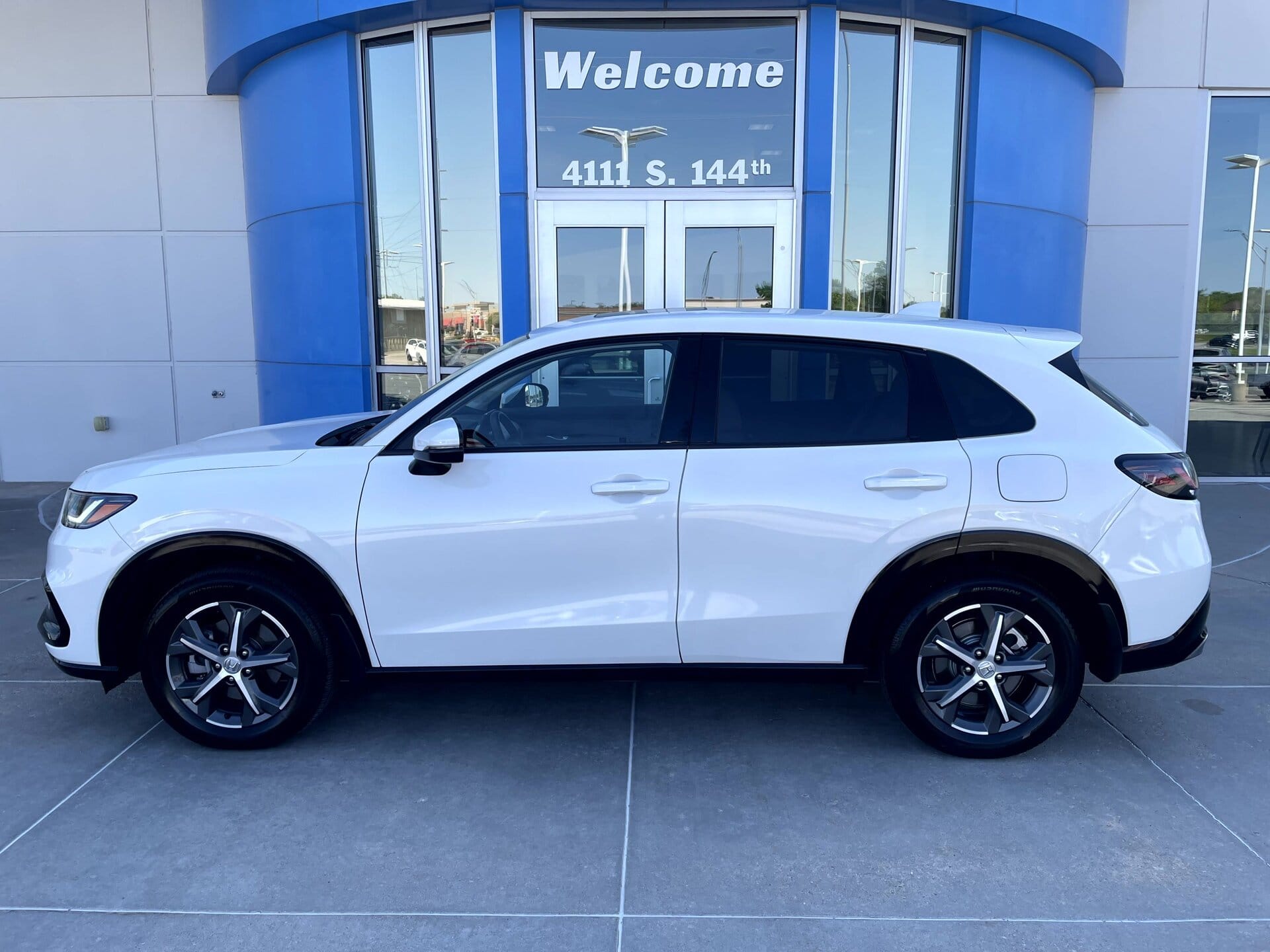 2025 Honda HR-V EX-L AWD's photo