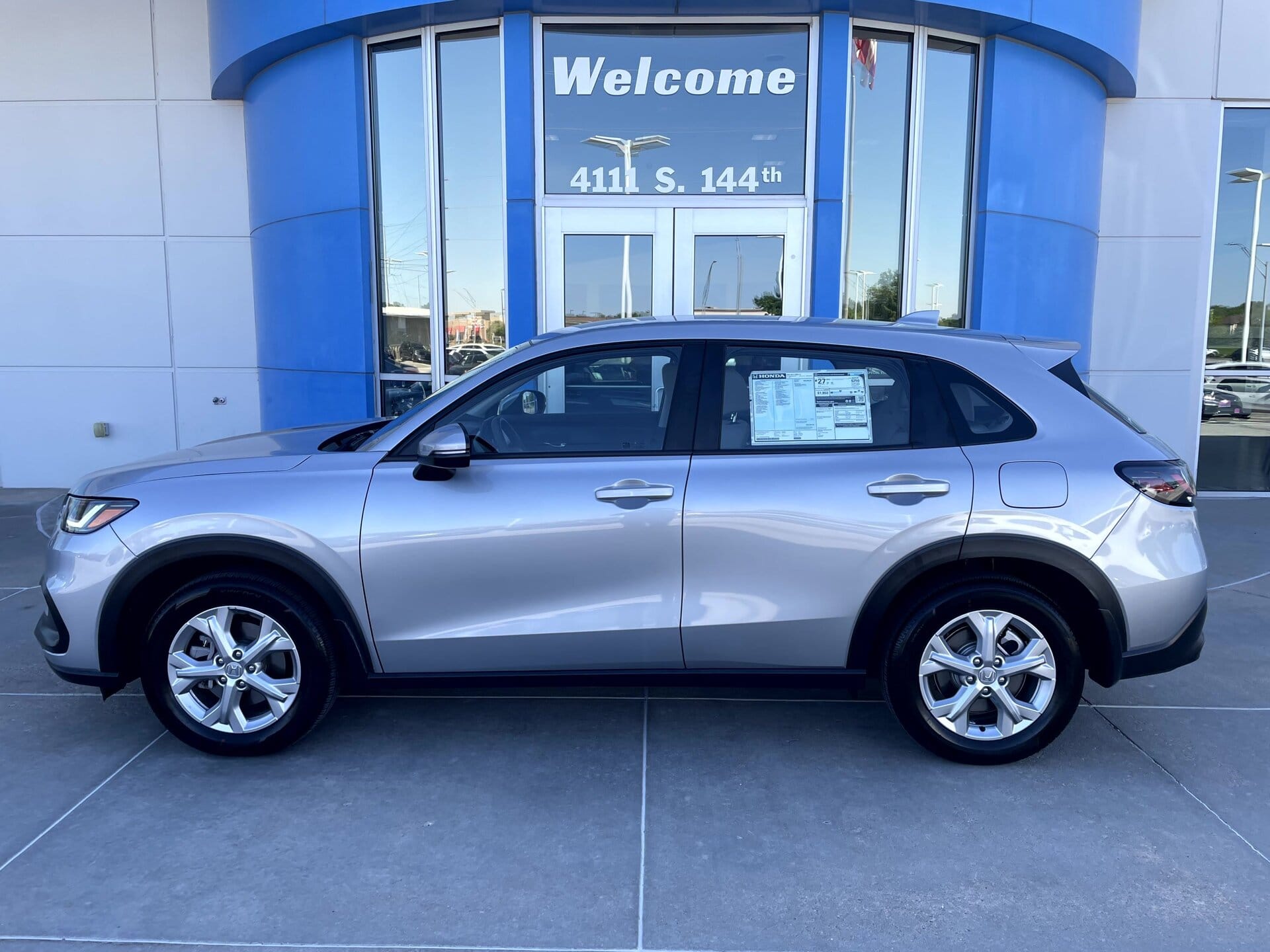 2025 Honda HR-V LX AWD's photo