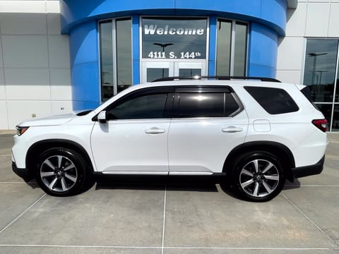 1 image of 2025 Honda Pilot Elite