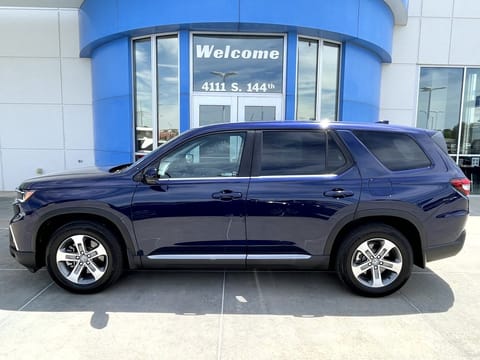 1 image of 2025 Honda Pilot EX-L