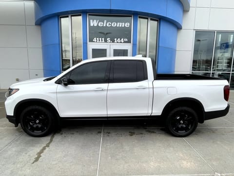 1 image of 2025 Honda Ridgeline Black Edition