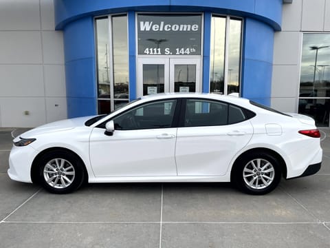 1 image of 2025 Toyota Camry LE