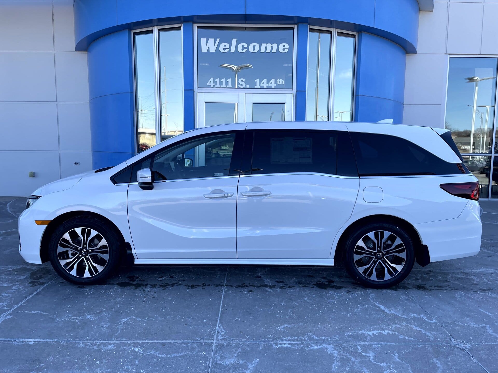 2026 Honda Odyssey Elite's photo