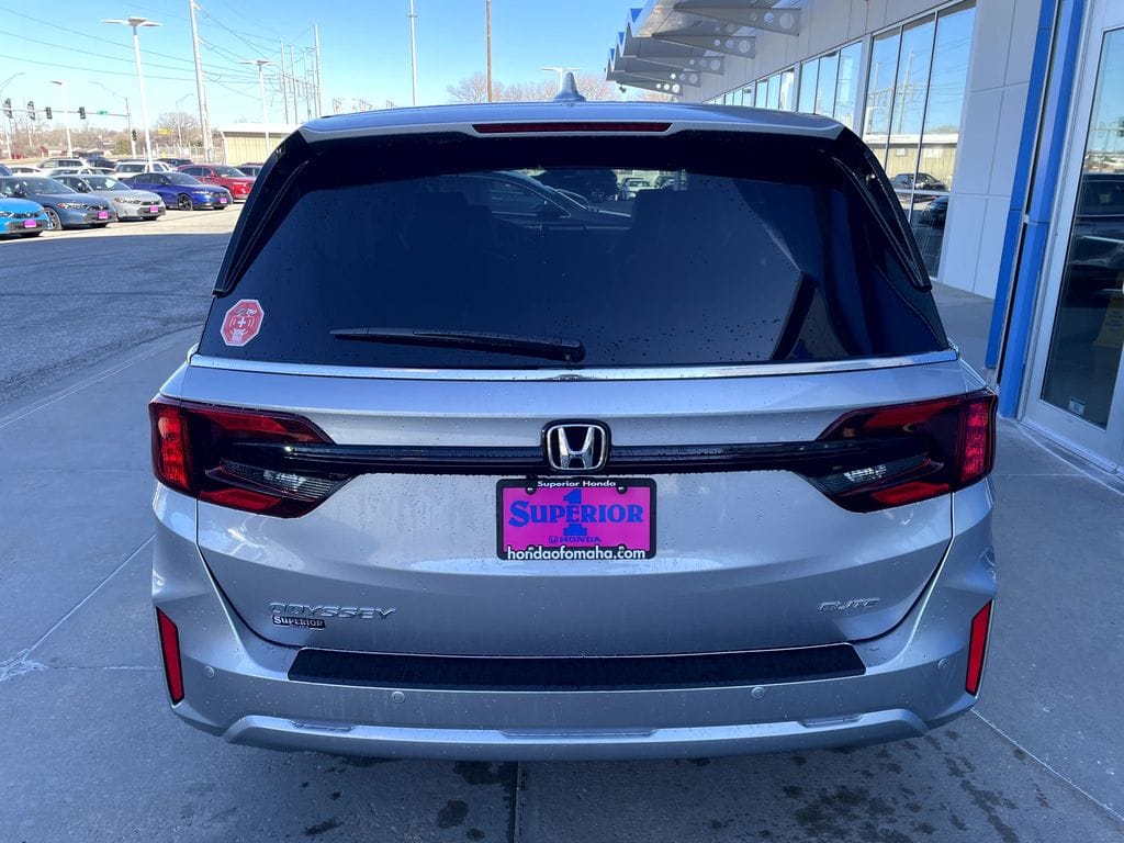 2026 Honda Odyssey Elite - Photo 3