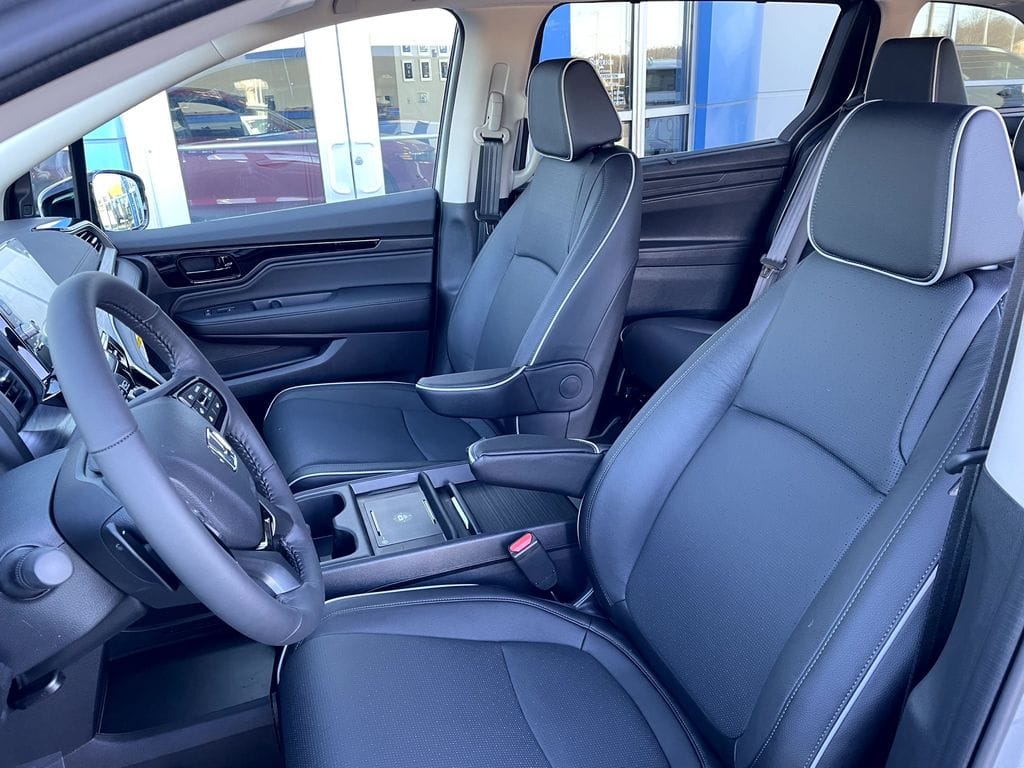 2026 Honda Odyssey Elite - Photo 8