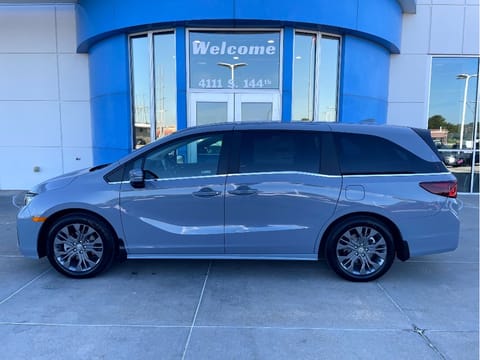1 image of 2026 Honda Odyssey Touring