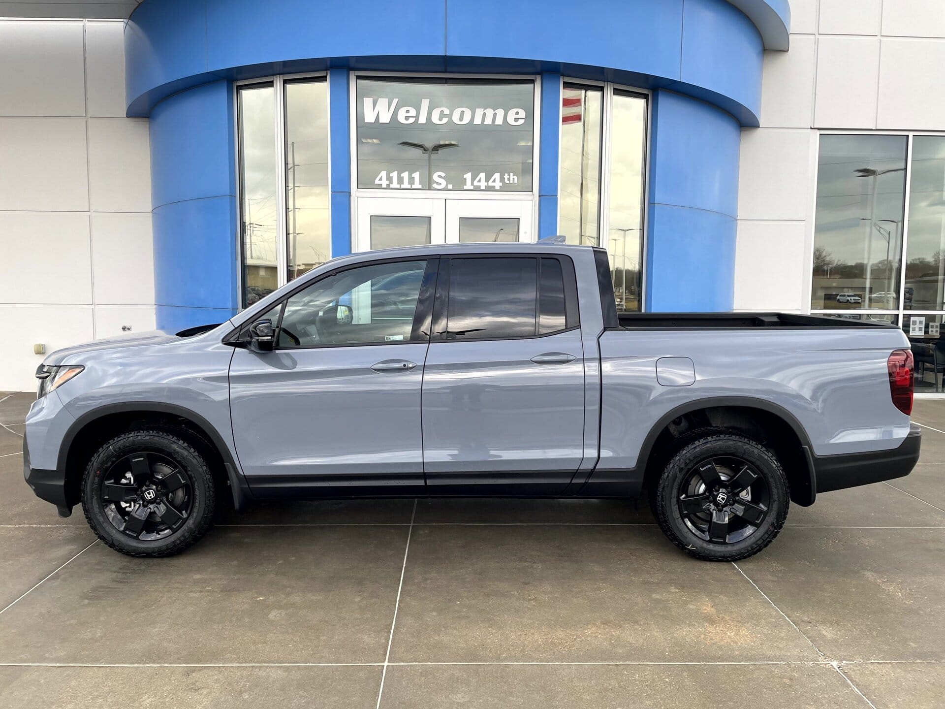 2026 Honda Ridgeline Black Edition's photo