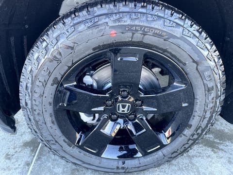 2026 Honda Ridgeline Black Edition Two-Tone