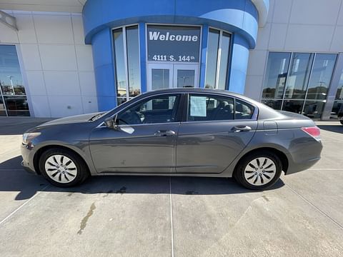 1 image of 2010 Honda Accord Sedan LX