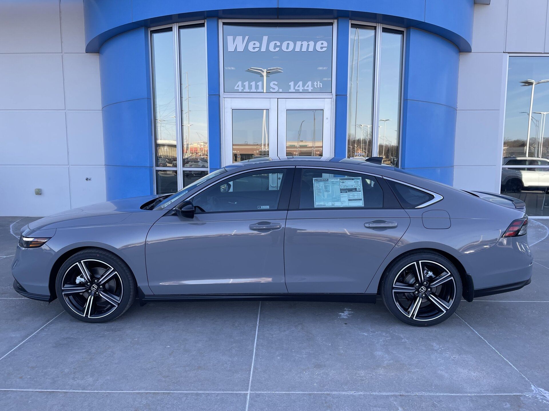 2025 Honda Accord Hybrid Sport's photo