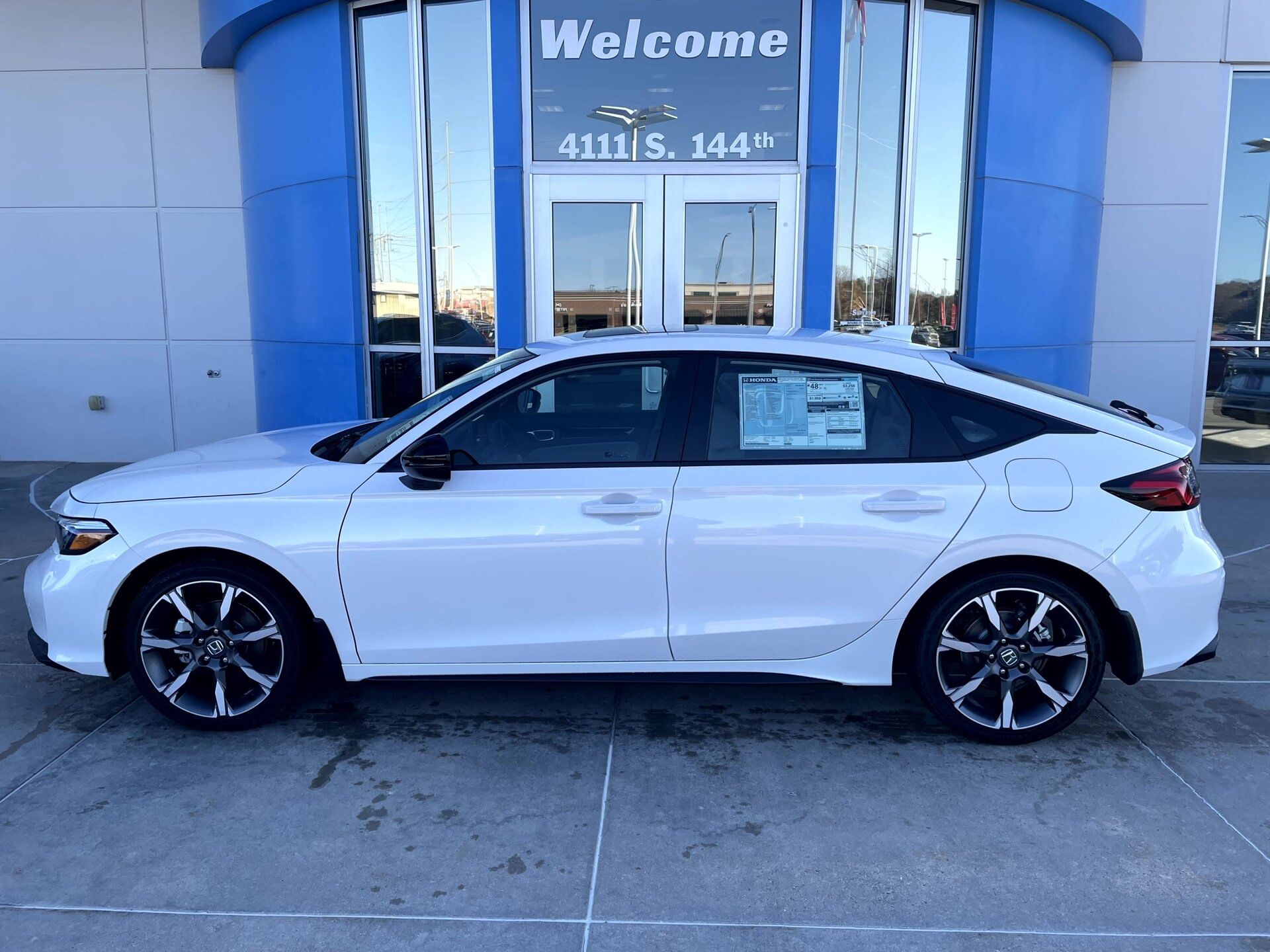 2026 Honda Civic Hatchback Sport Touring's photo