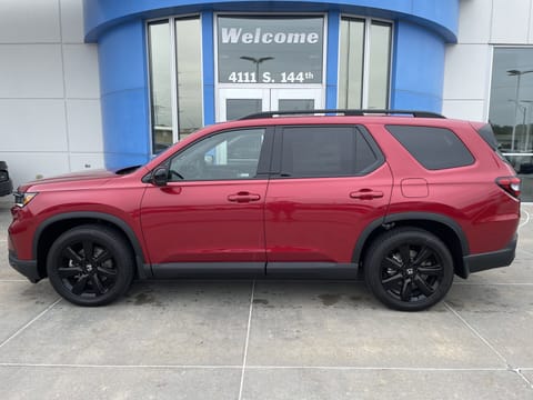 1 image of 2025 Honda Pilot Black Edition