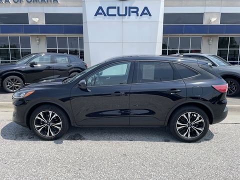 1 image of 2022 Ford Escape SEL