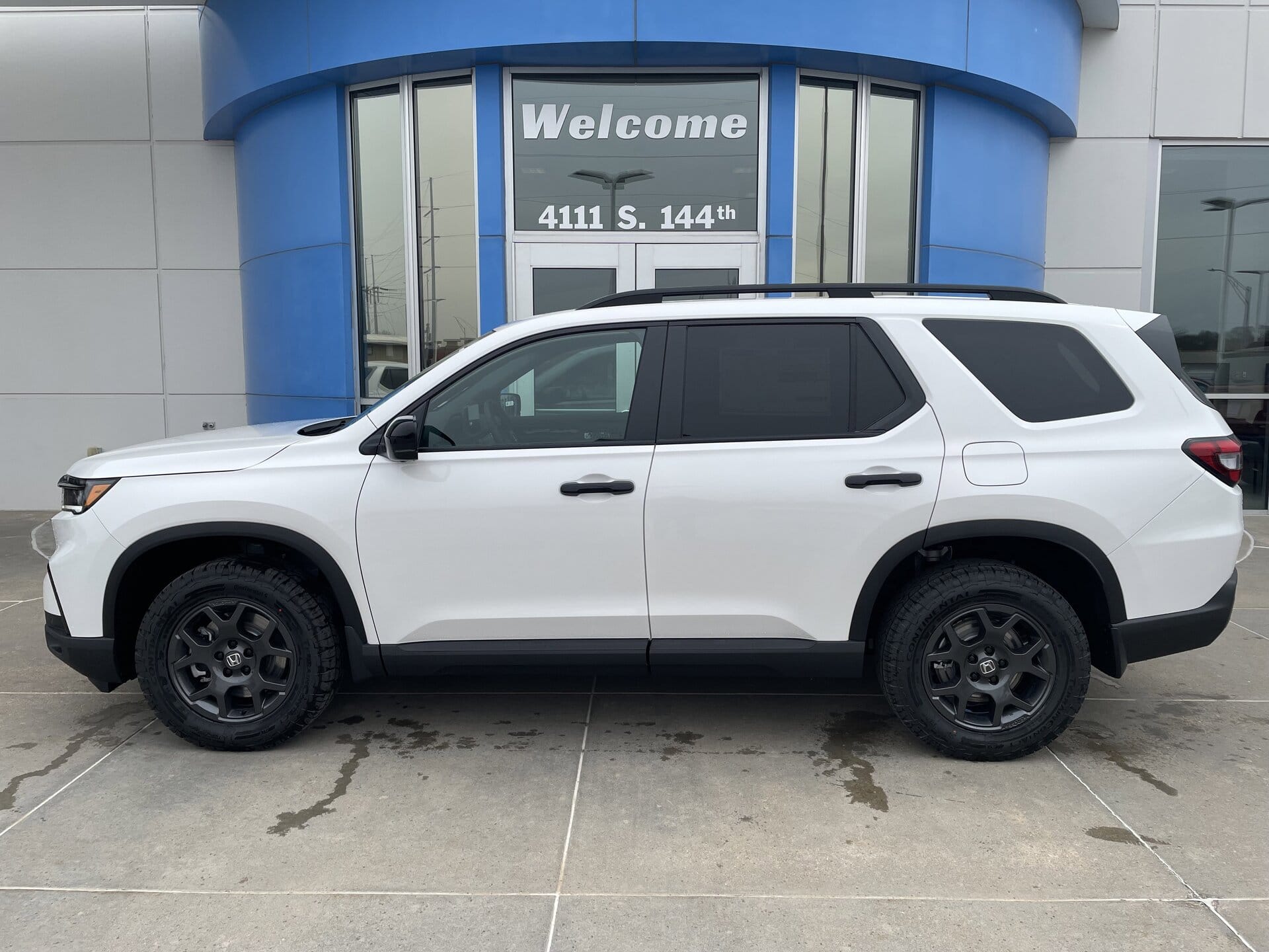 2025 Honda Pilot TrailSport's photo