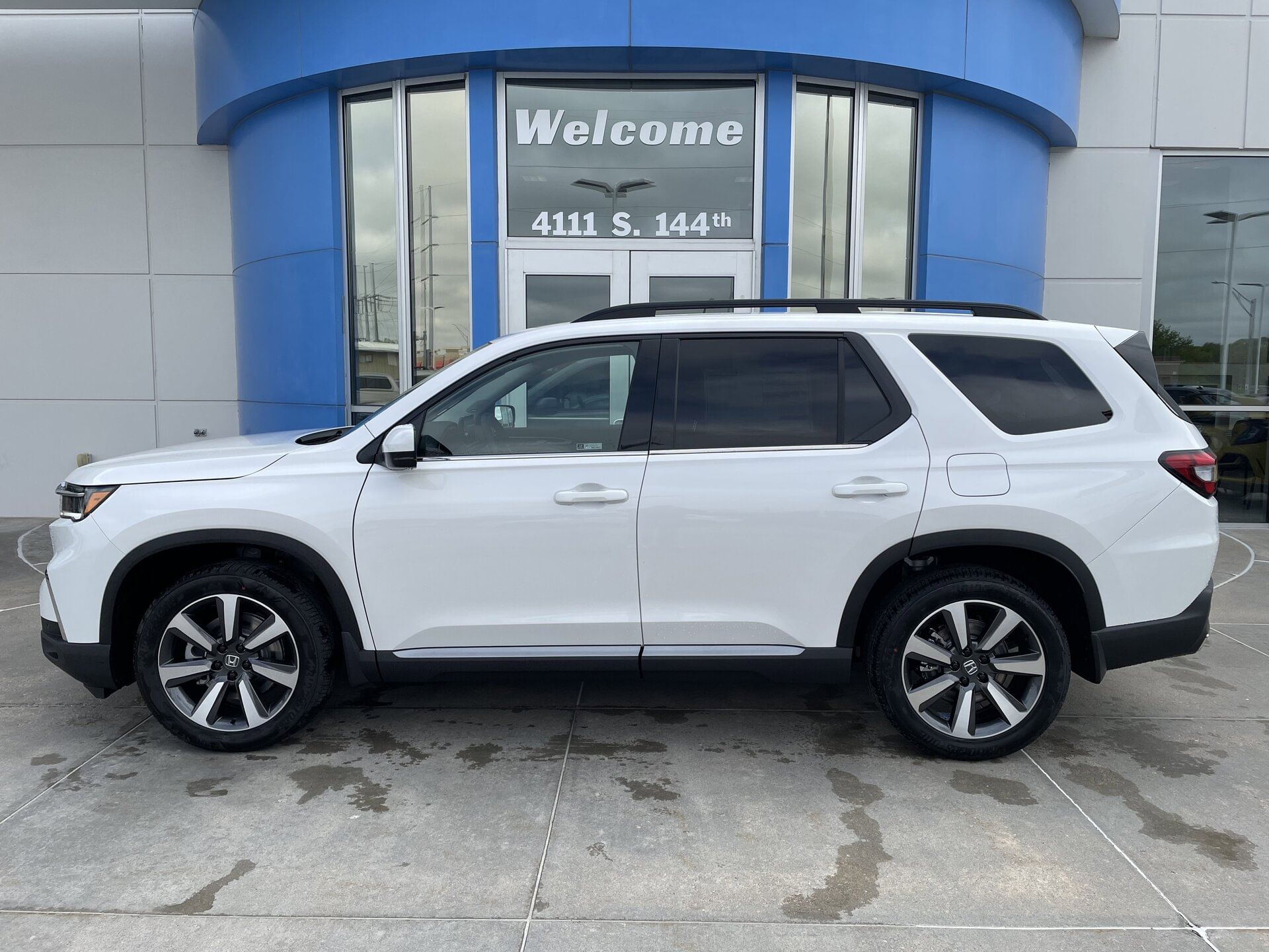 2025 Honda Pilot Touring's photo