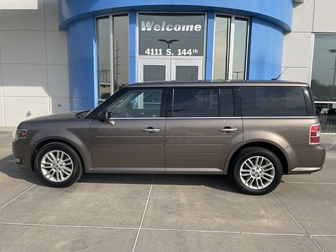 1 image of 2019 Ford Flex SEL