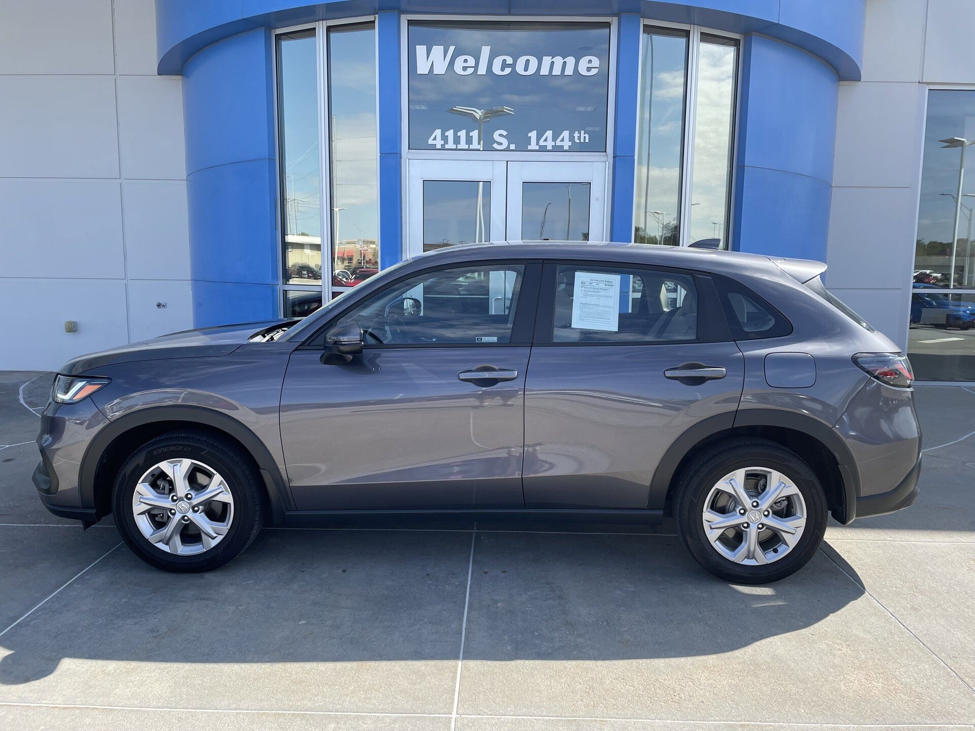 2024 Honda HR-V LX's photo