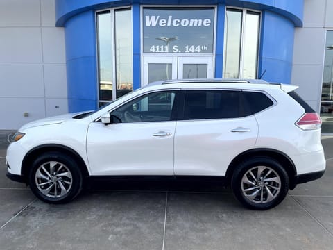 1 image of 2015 Nissan Rogue SL