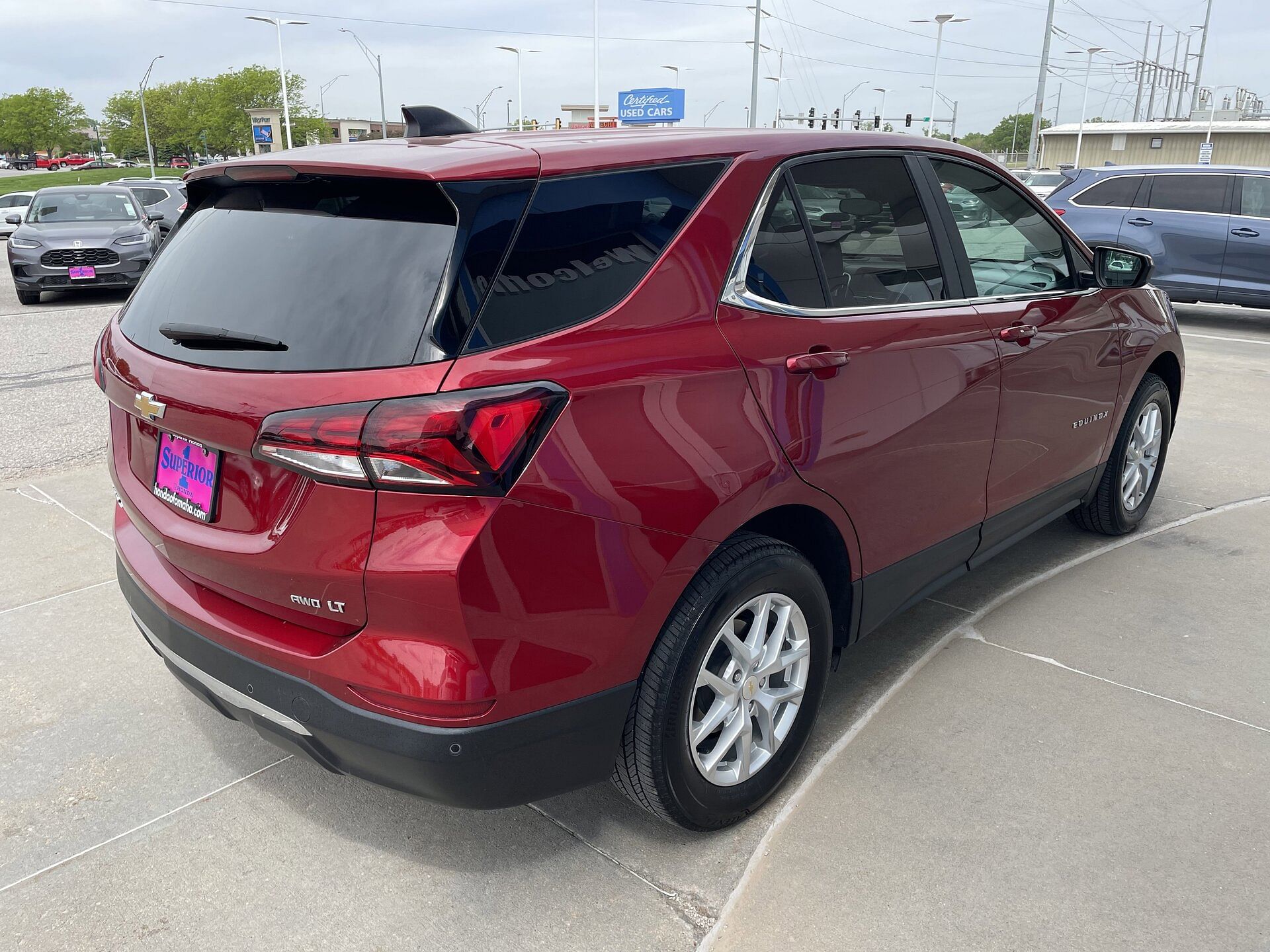 Used 2022 Chevrolet Equinox LT with VIN 3GNAXUEV3NL160967 for sale in Omaha, NE