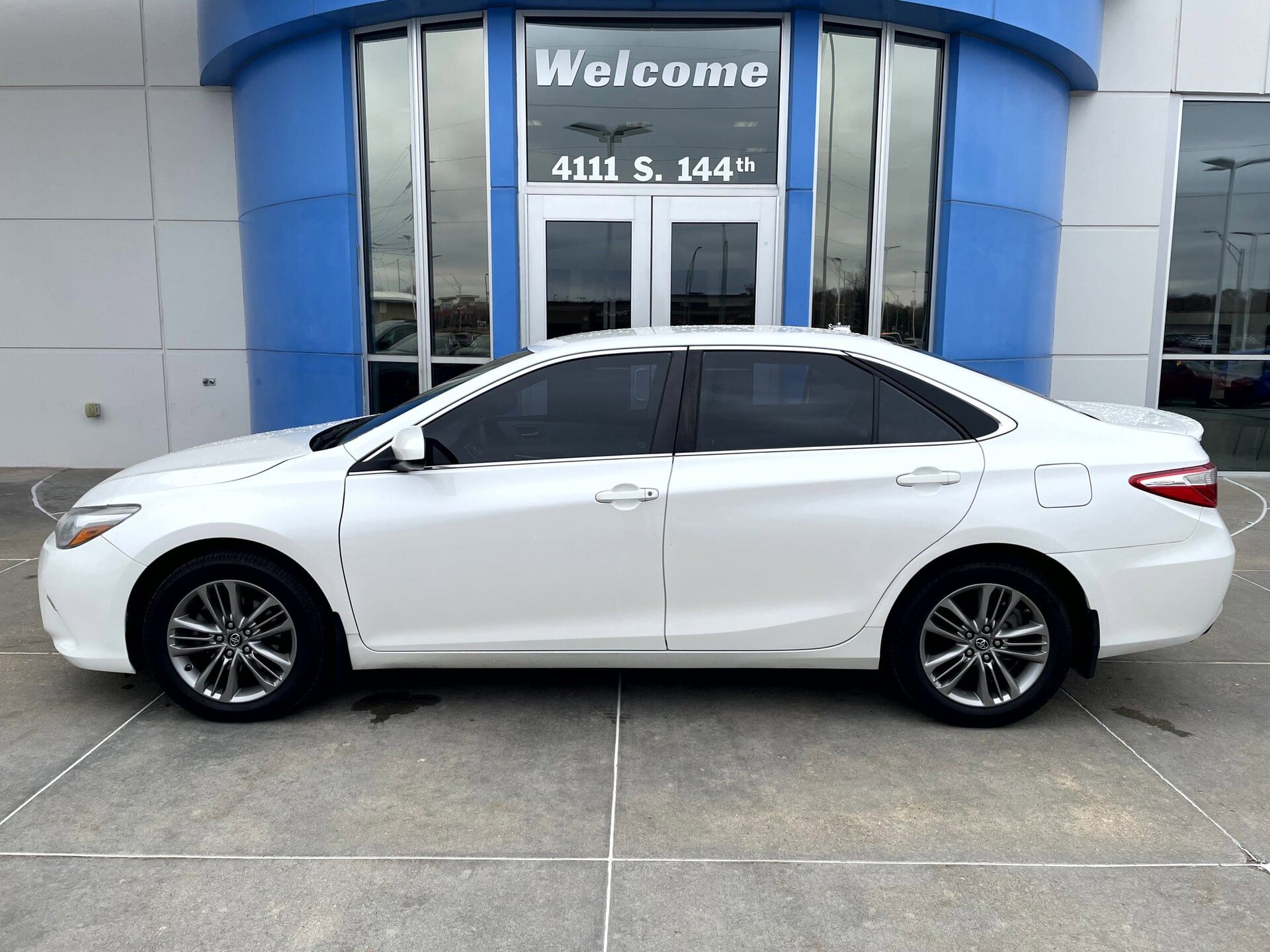 2017 Toyota Camry SE
