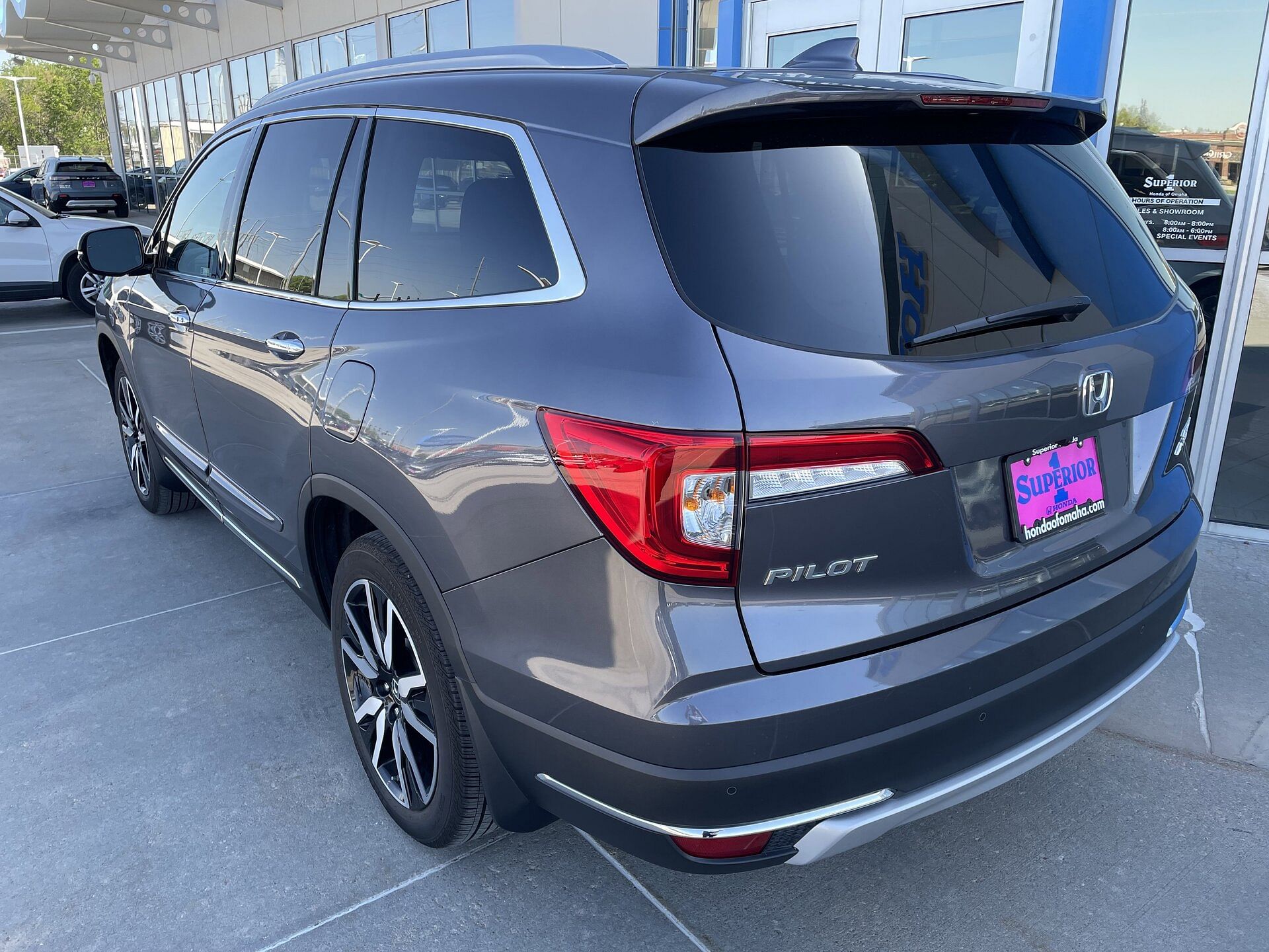 Used 2022 Honda Pilot Elite with VIN 5FNYF6H06NB073715 for sale in Omaha, NE