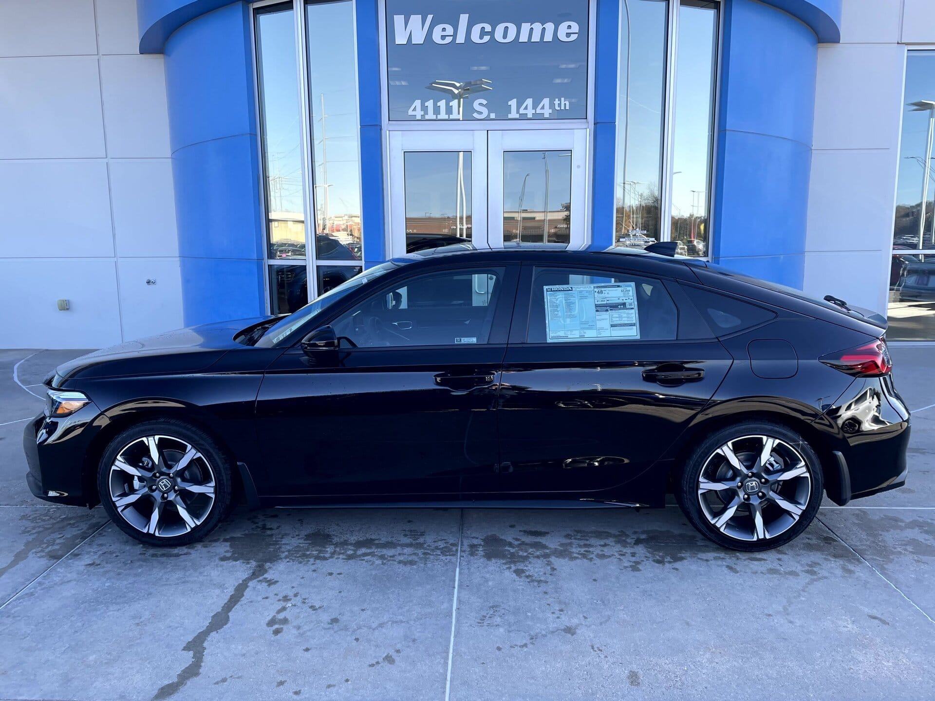 2026 Honda Civic Hatchback Sport Touring's photo