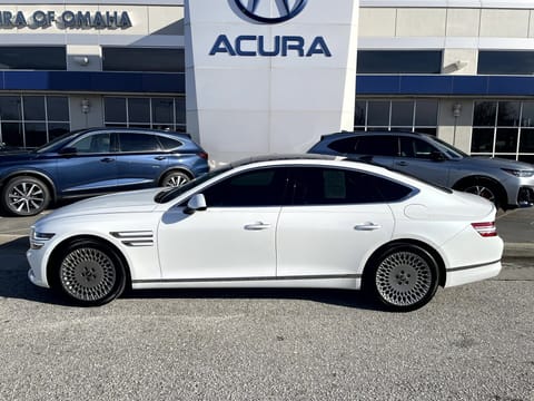 1 image of 2022 Genesis G80 2.5T